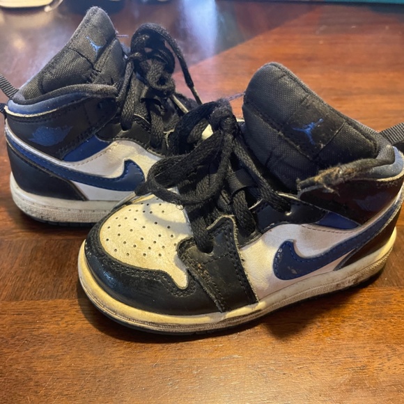 Jordan - Picture 2 of 2